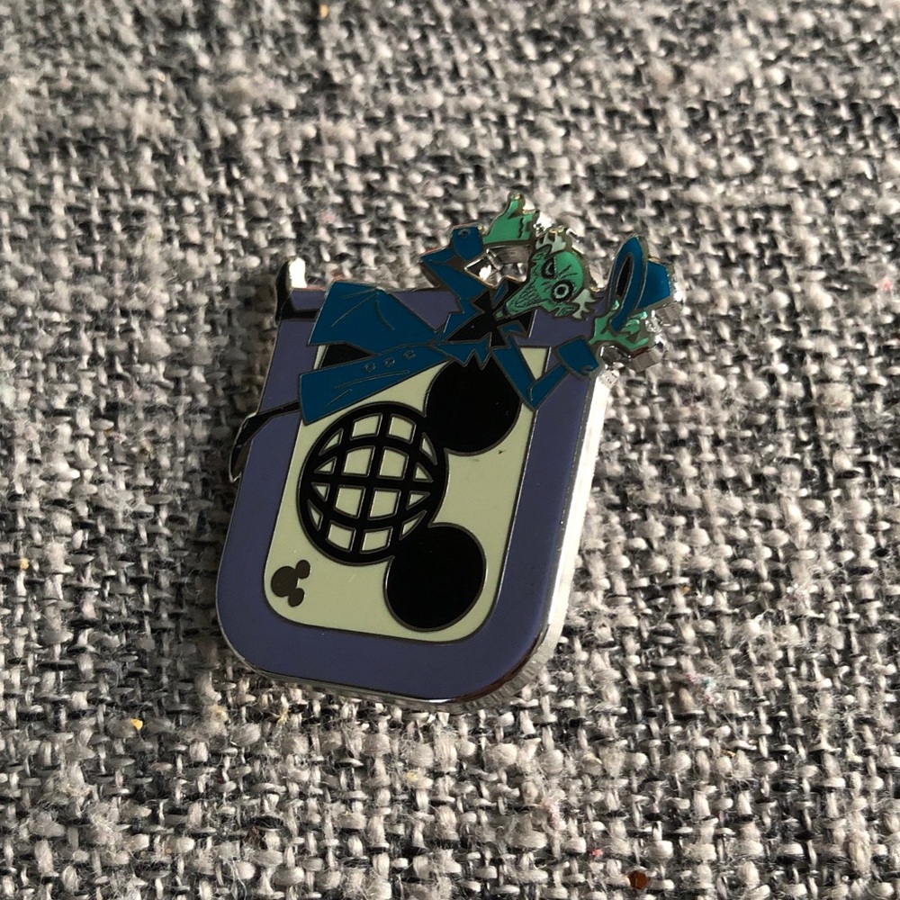 Authentic Hidden Mickey pin. Each pin $10 or 4 pins for $35, additional pins $7. - Picture 8 of 8